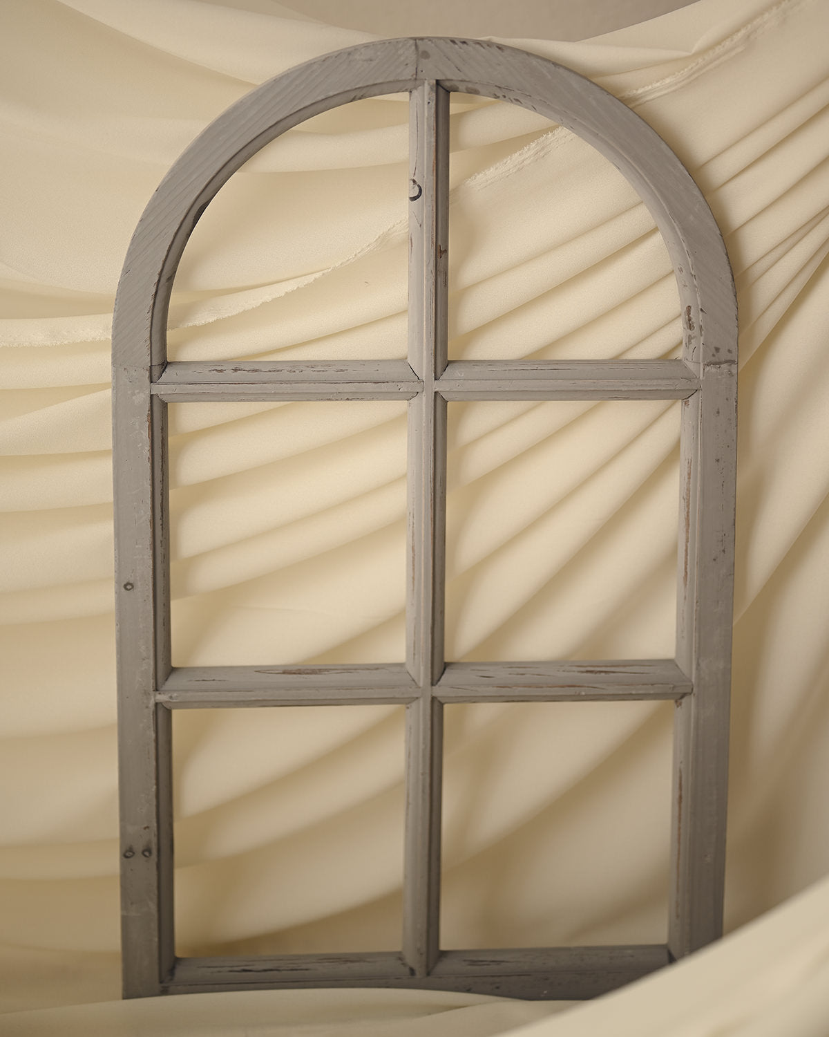 Ventana Gris Mediana