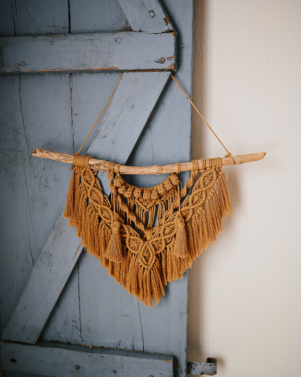 Pieza de Macramé Artesanal - Luz