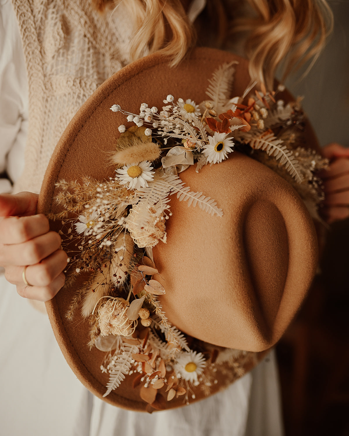Sombrero Boho con flores - Cova